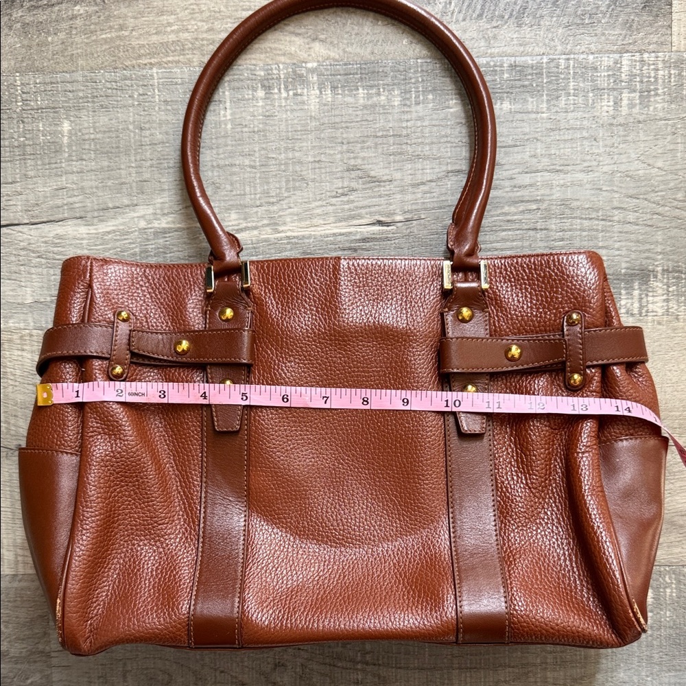 Stylish Brown Leather Tote with Gold Accents - Picture 7 of 9